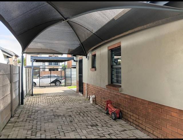 3 BEDROOM HOUSE FOR SALE IN LEOPARD’S REST